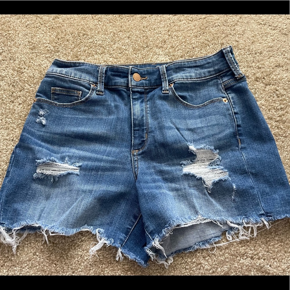 Universal Thread jean shorts size 6
